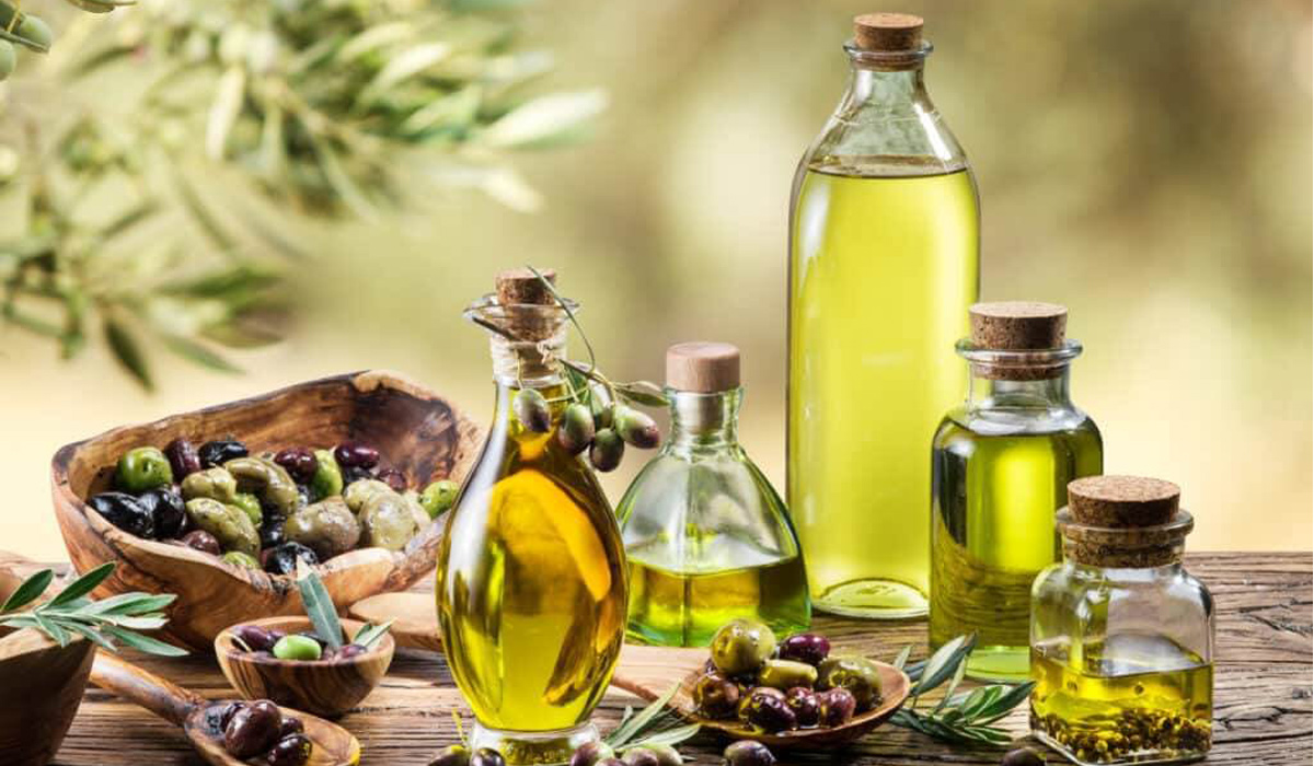 Dầu oliu là một loại dầu thực vật được chiết xuất từ quả ô liu